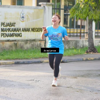 Runner Photo 8062359
