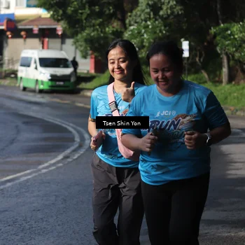 Runner Photo 8062381