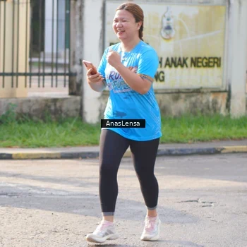 Runner Photo 8062403
