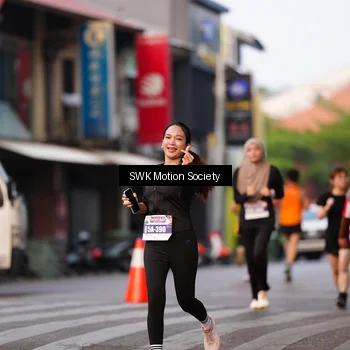 Runner Photo 8062417