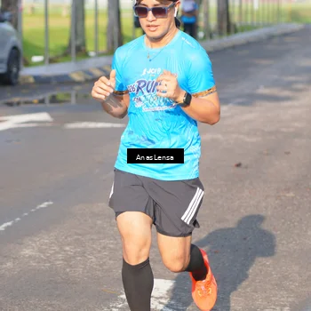 Runner Photo 8062477