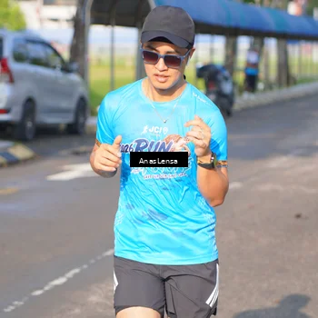 Runner Photo 8062501