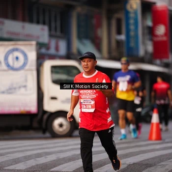 Runner Photo 8062513