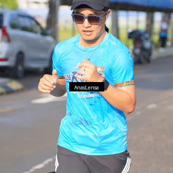 Runner Photo 8062532