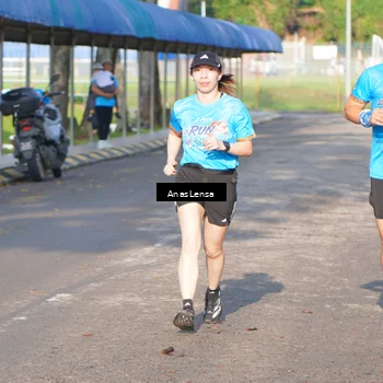 Runner Photo 8062553