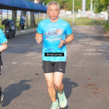 Runner Photo 8062649