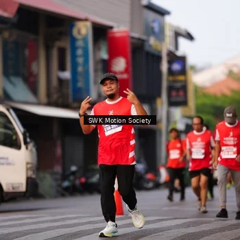 Runner Photo 8062660
