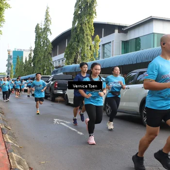 Runner Photo 8062670