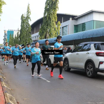 Runner Photo 8062676