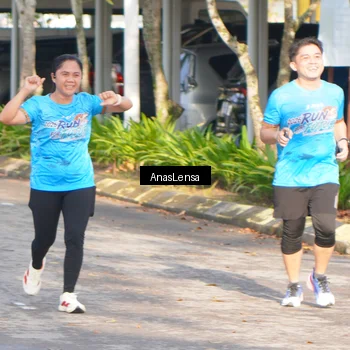 Runner Photo 8062694