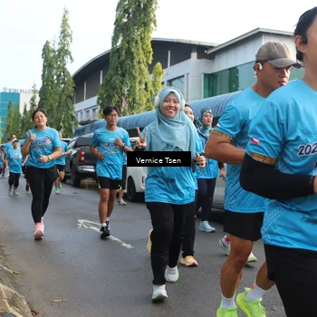 Runner Photo 8062698