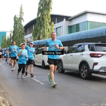 Runner Photo 8062706
