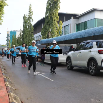 Runner Photo 8062744