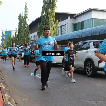 Runner Photo 8062756