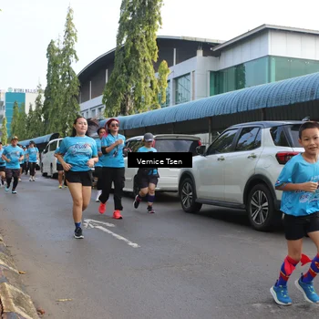 Runner Photo 8062771