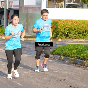 Runner Photo 8062801