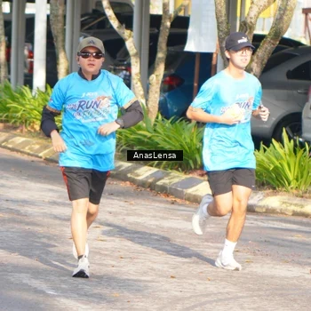 Runner Photo 8062829