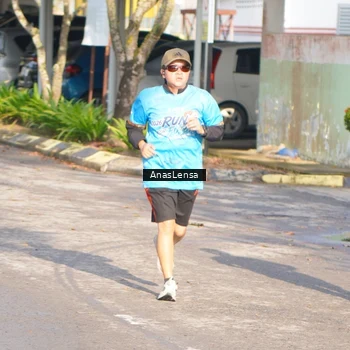 Runner Photo 8062850