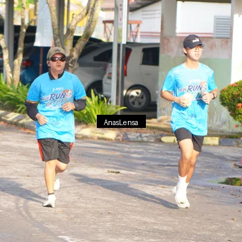 Runner Photo 8062856