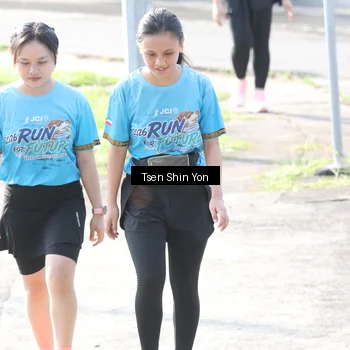 Runner Photo 8062858