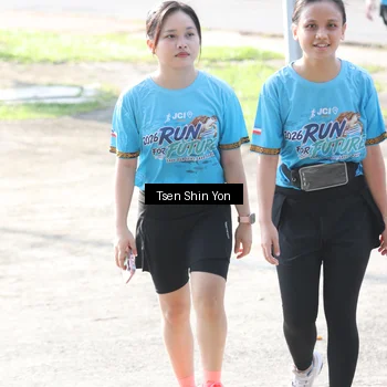 Runner Photo 8062873