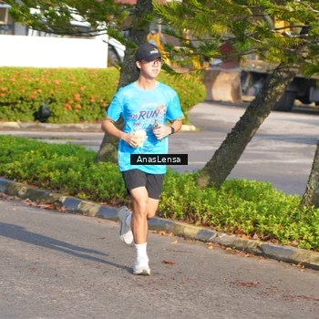 Runner Photo 8062886