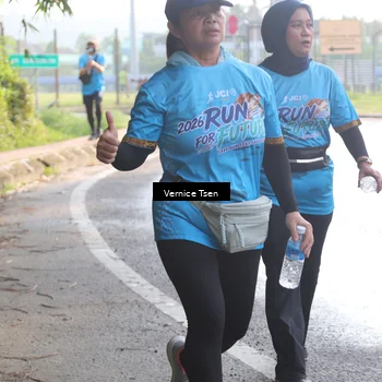 Runner Photo 8062924