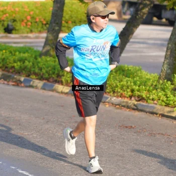Runner Photo 8062941