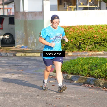 Runner Photo 8062943