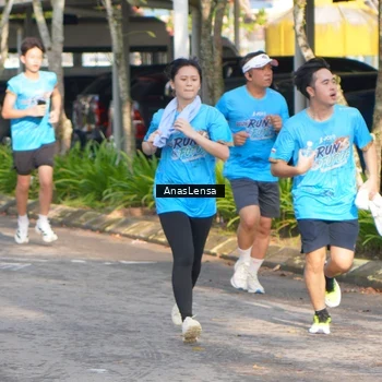 Runner Photo 8063041