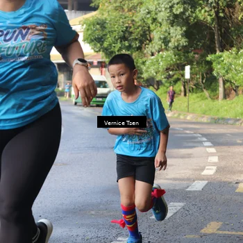 Runner Photo 8063065