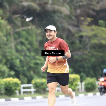 Runner Photo 8063441