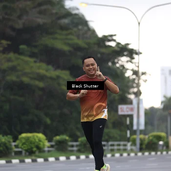 Runner Photo 8063562