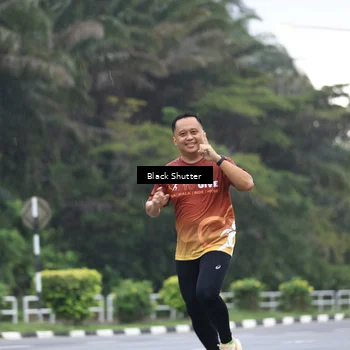 Runner Photo 8063575