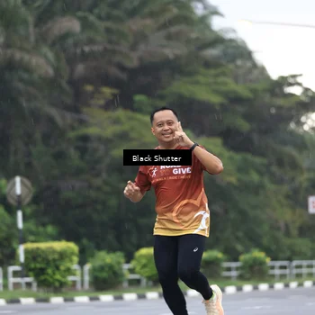 Runner Photo 8063576