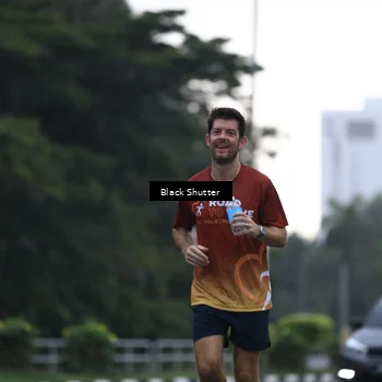 Runner Photo 8063636