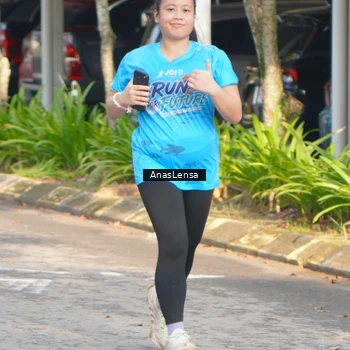 Runner Photo 8063668