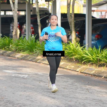Runner Photo 8063669