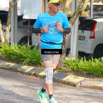 Runner Photo 8063682