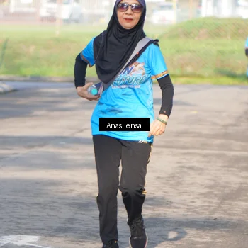 Runner Photo 8063862