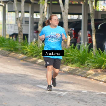 Runner Photo 8063869