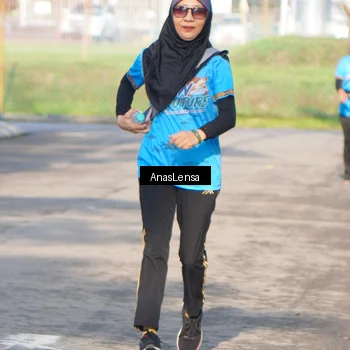 Runner Photo 8063905