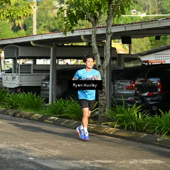 Runner Photo 8063992