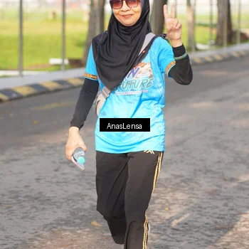 Runner Photo 8064003