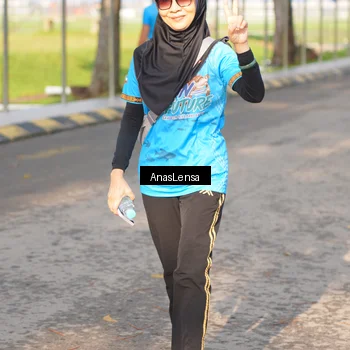Runner Photo 8064005