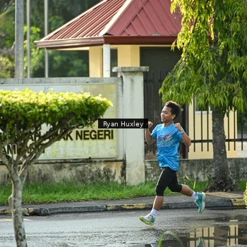 Runner Photo 8064016