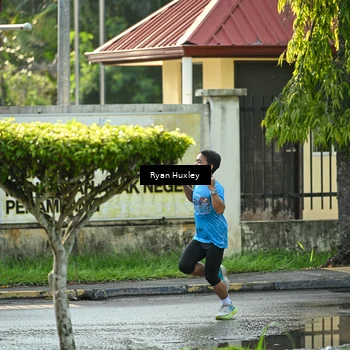 Runner Photo 8064019