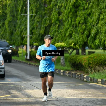 Runner Photo 8064035