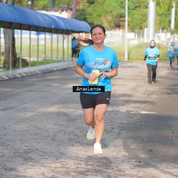 Runner Photo 8064055