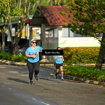 Runner Photo 8064117